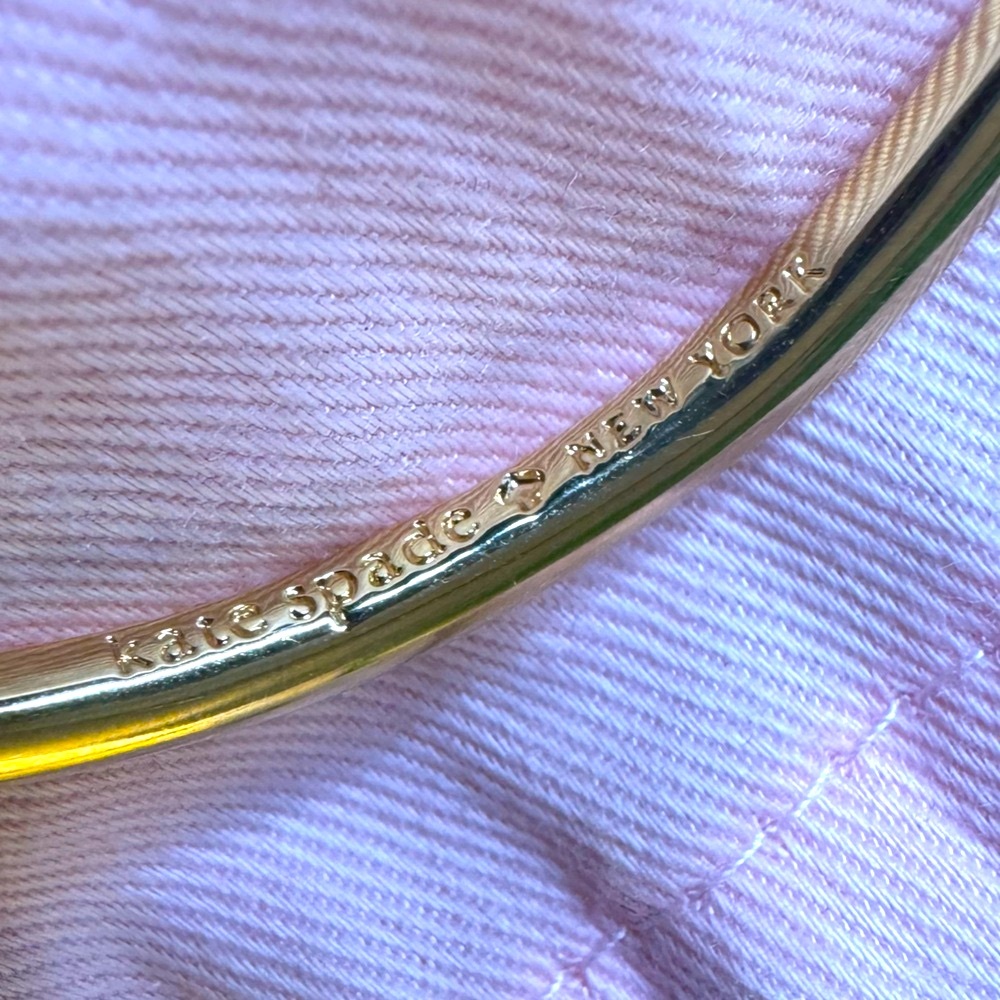 Kate Spade Rare Mama Bear Bangle Bracelet + dust bag EUC retails $125 - Picture 5 of 12